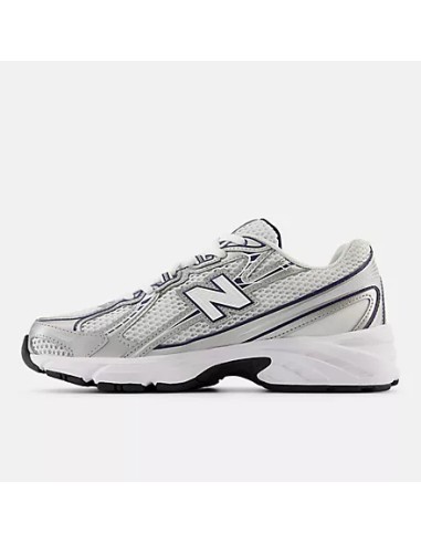 NEW BALANCE U740WN2