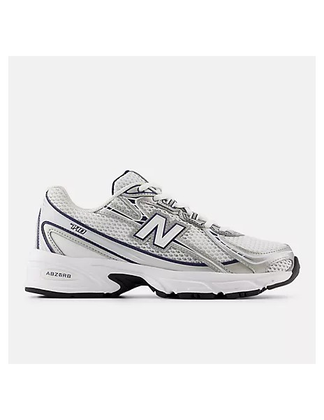 NEW BALANCE U740WN2